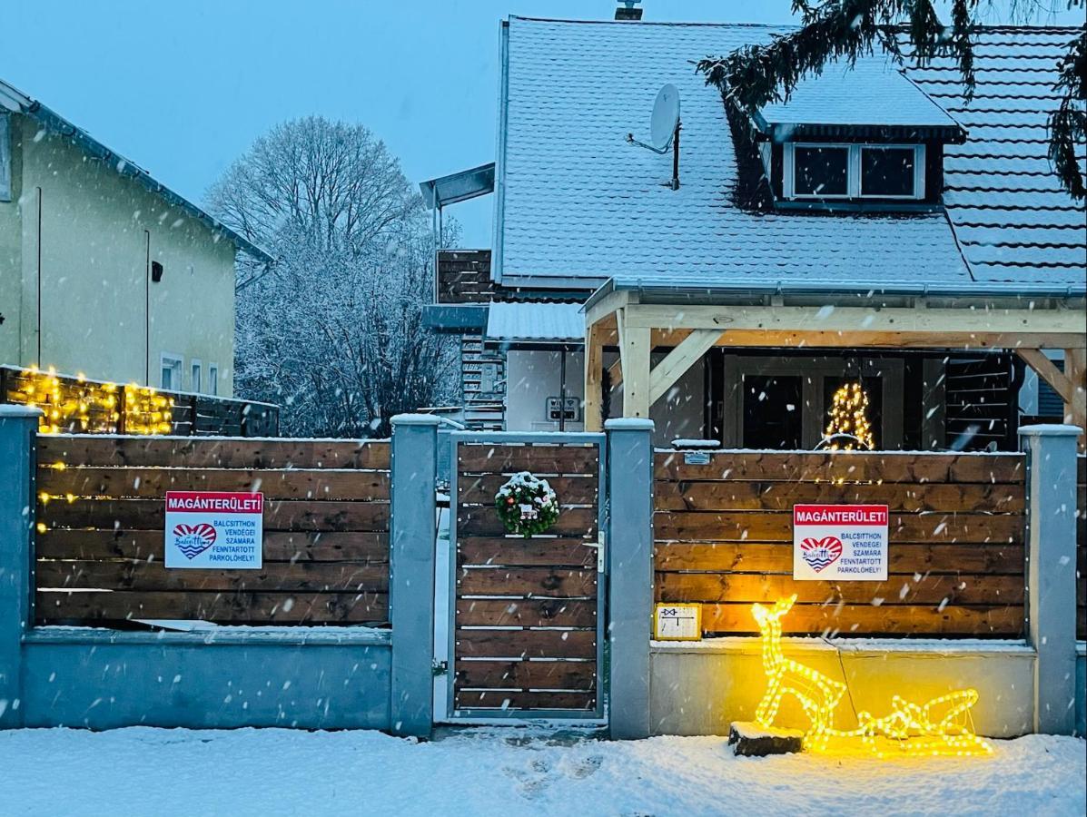 Balcsitthon Apartmanok Шиофок Экстерьер фото