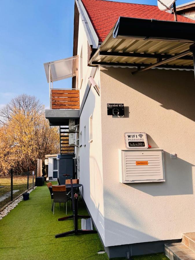 Balcsitthon Apartmanok Шиофок Экстерьер фото