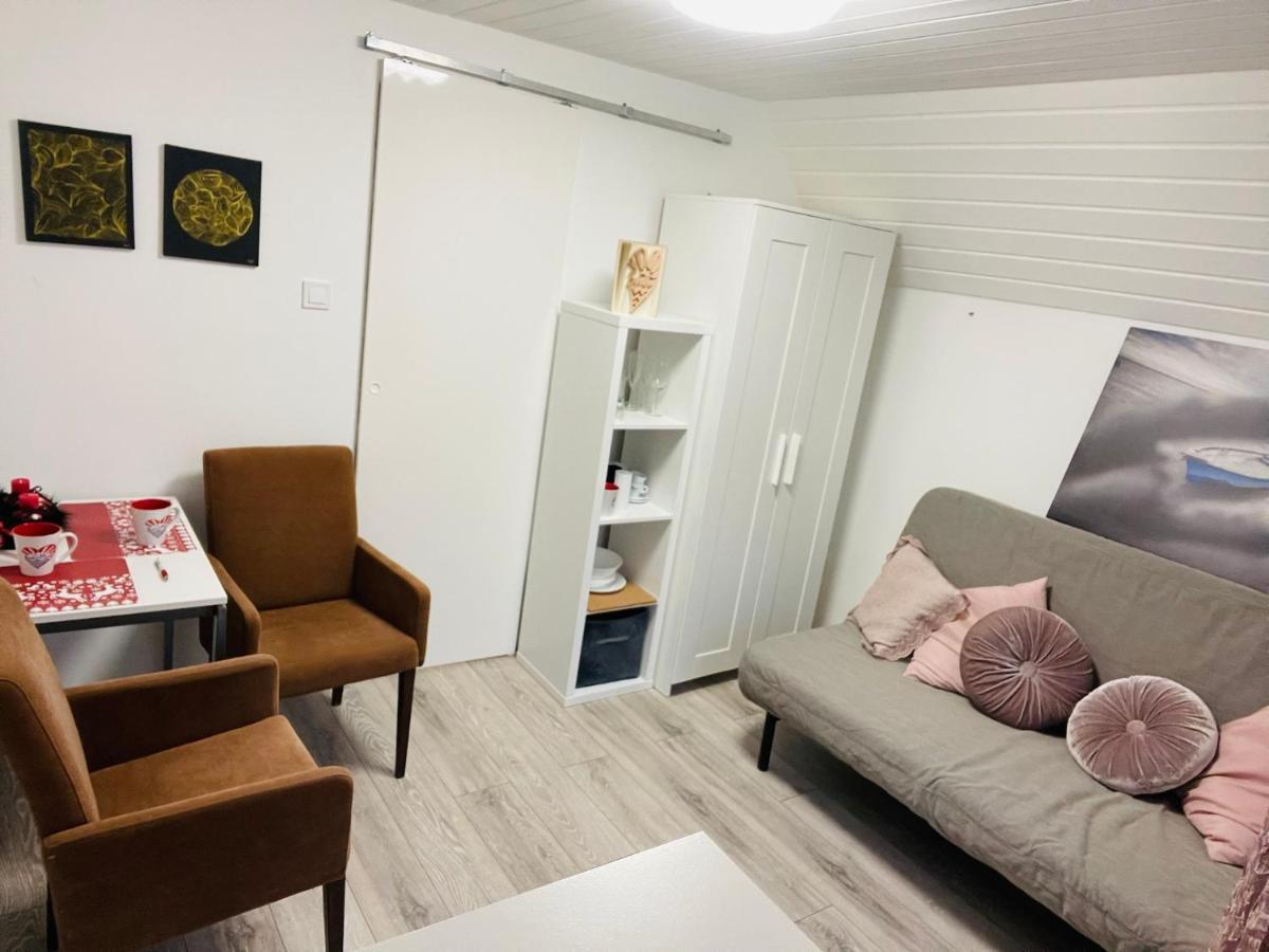 Balcsitthon Apartmanok Шиофок Номер фото