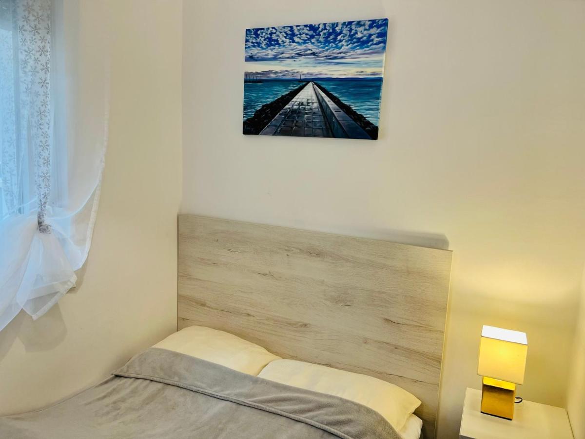 Balcsitthon Apartmanok Шиофок Номер фото