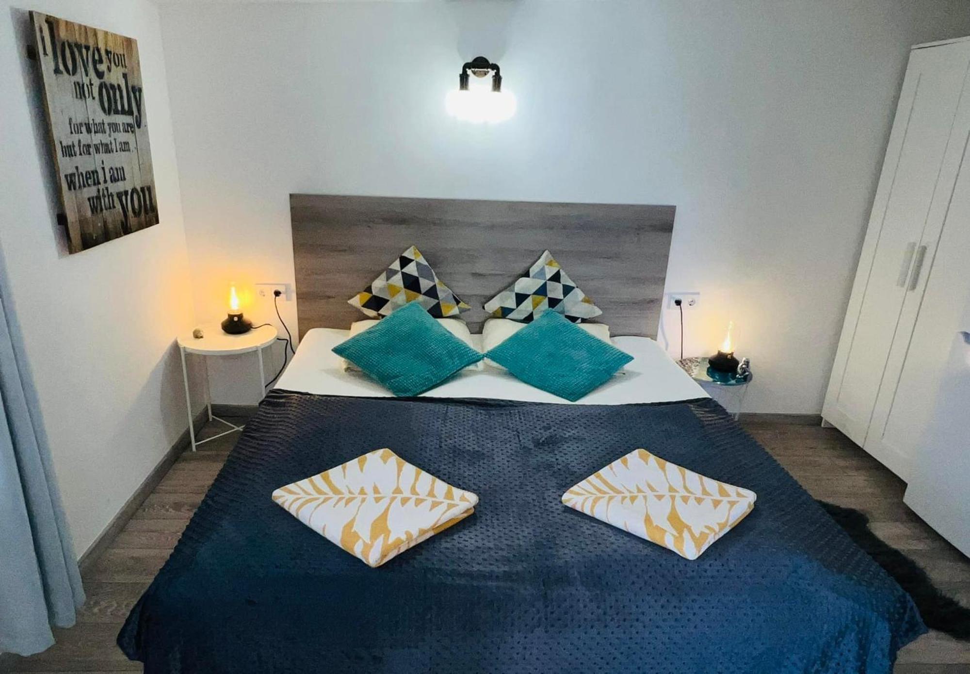 Balcsitthon Apartmanok Шиофок Экстерьер фото
